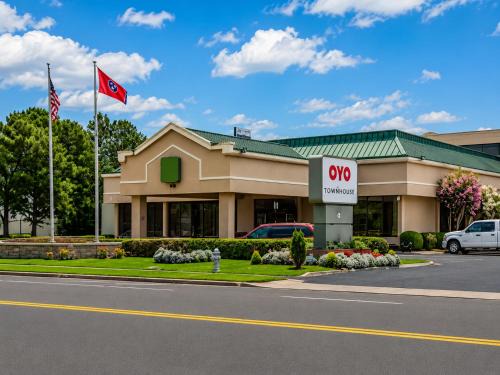 Ellendale Hotel | Gardentree Hotels Memphis East near I 40