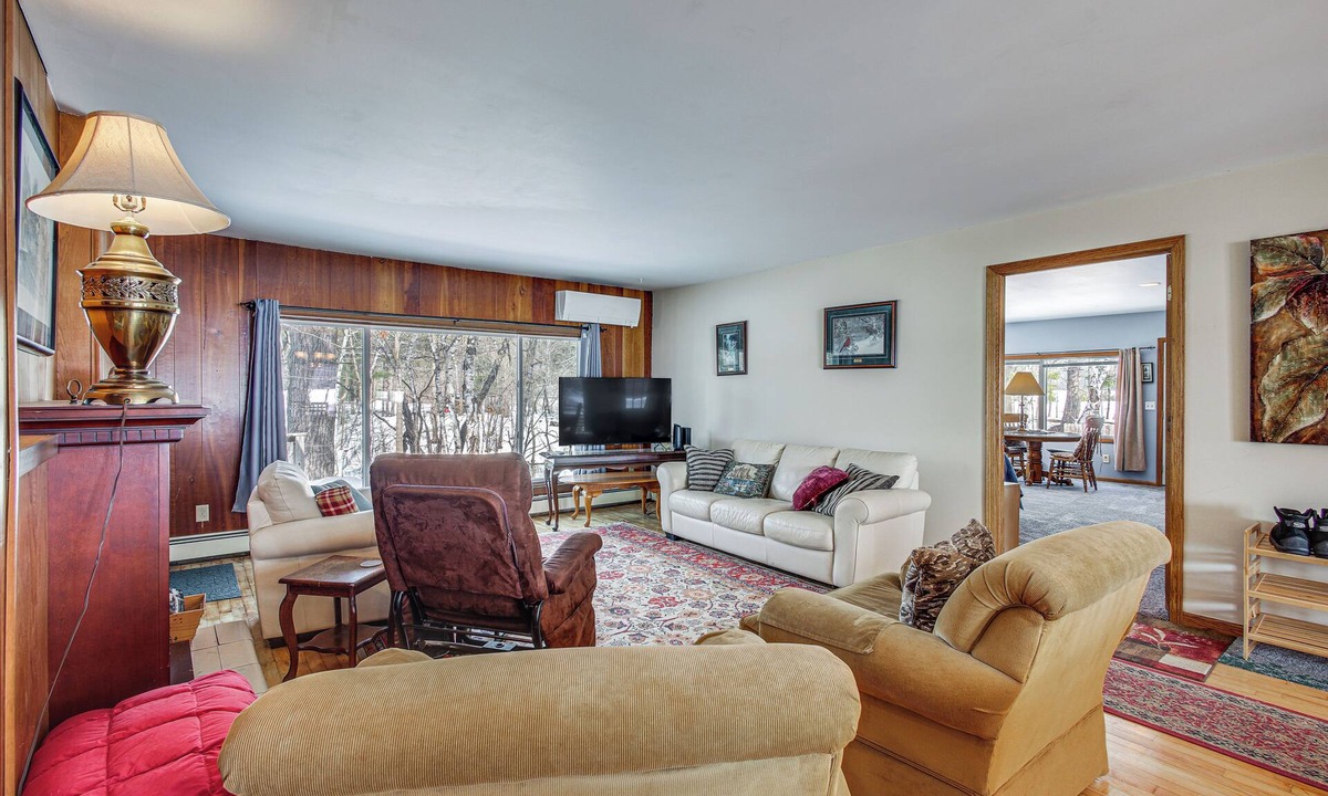 Waupaca House | Group Friendly! Riverfront Waupaca Retreat w/Yard