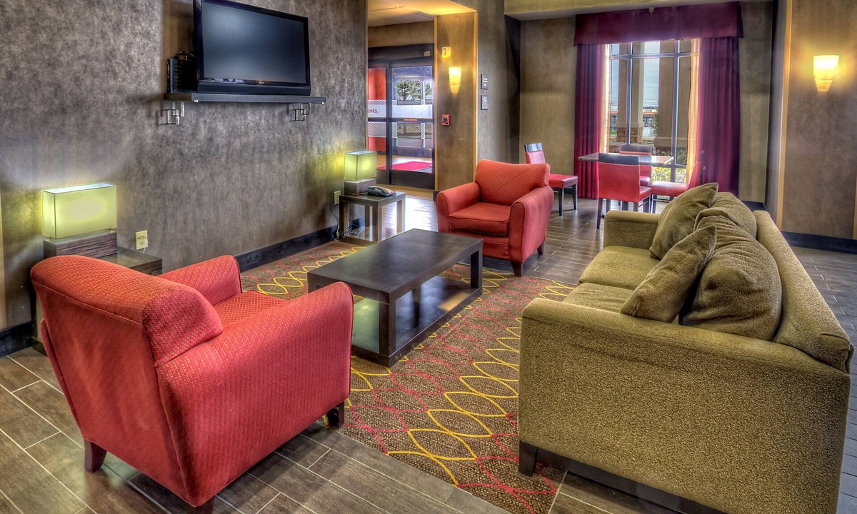 Lebanon Hotel | Hampton Inn & Suites Lebanon