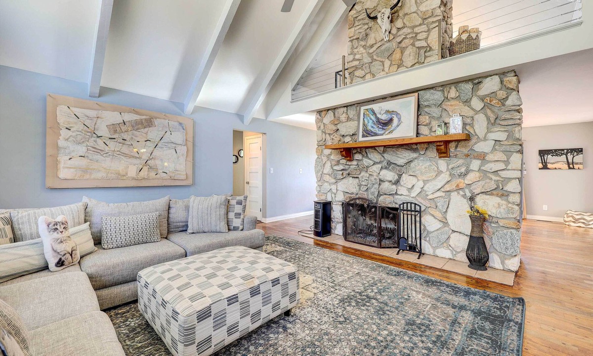Holiday Island House | Haven On The Horizon ~ 1 Mi to Marina