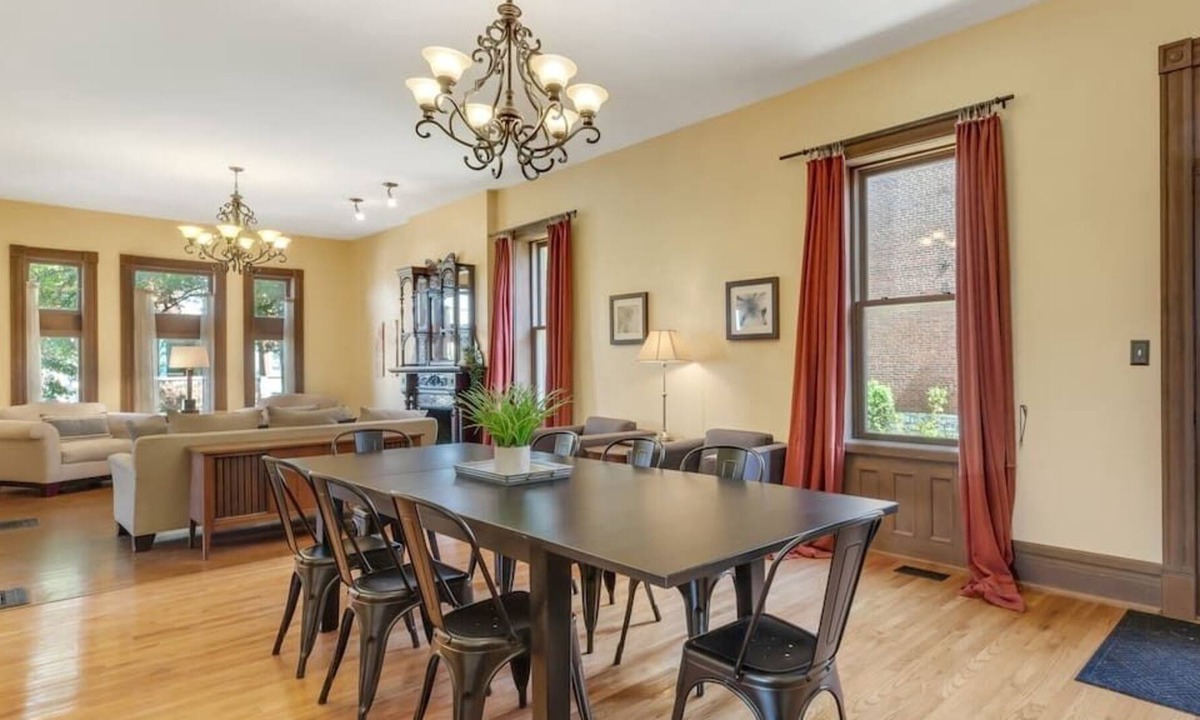 Lafayette Square House | Historic Victorian | Lafayette Square | 5 Bedroom