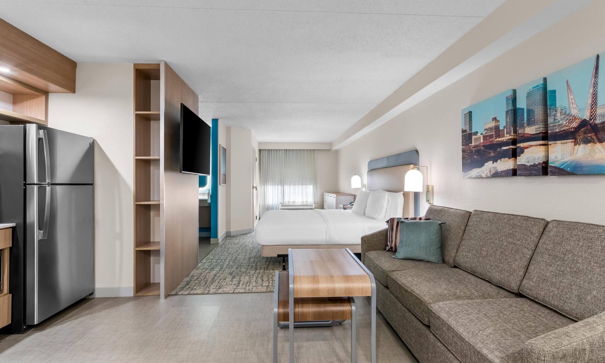 Wheatland Hotel | Homewood Suites by Hilton Oklahoma City Airport