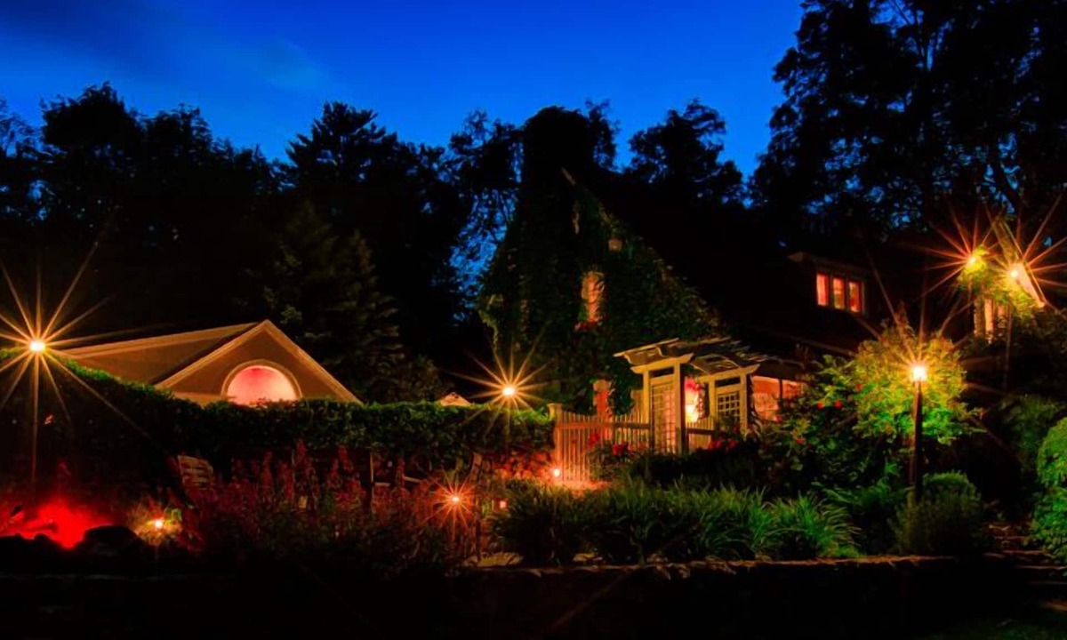 Fitchburg Bed & Breakfast | Howarth House B&B