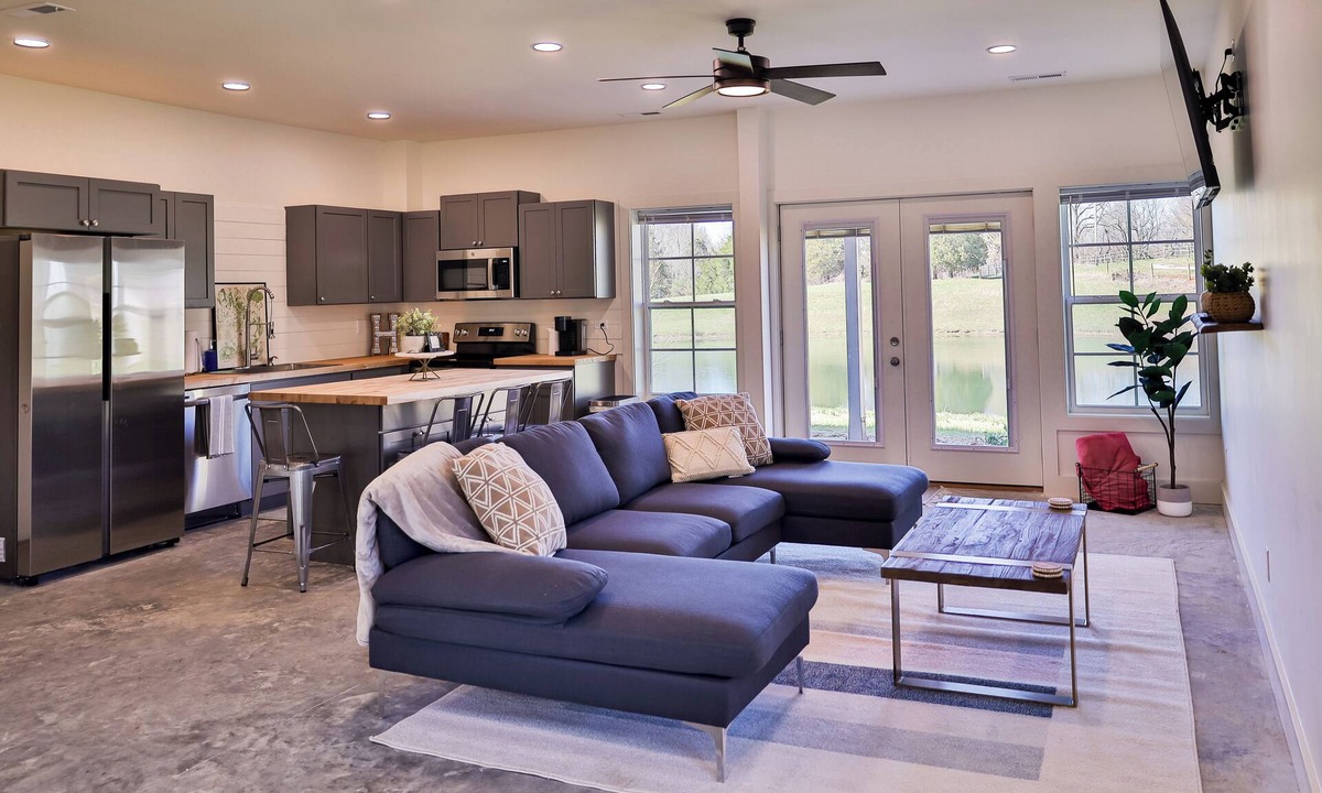 Bowling Green House | Hunts Bend Private Getaway!