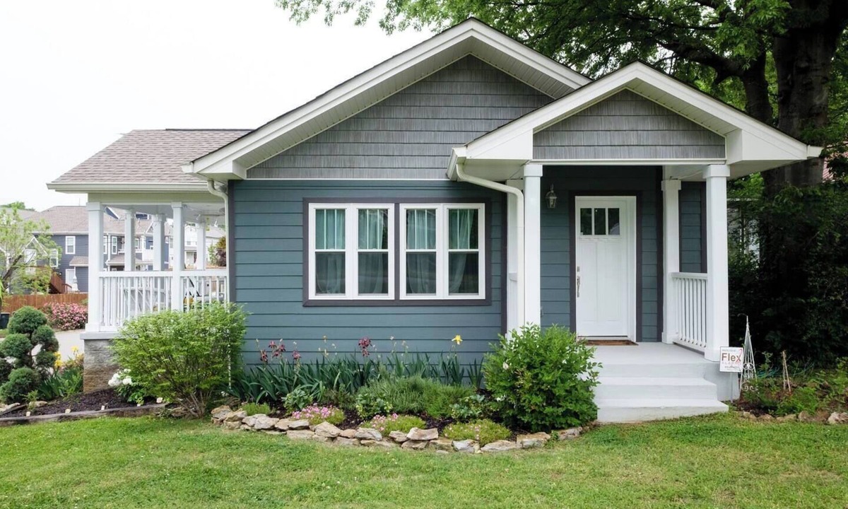 The Nations Cottage | Kimi's Cottage: Class & Character- 2 bedroom cottage in Nashville, TN