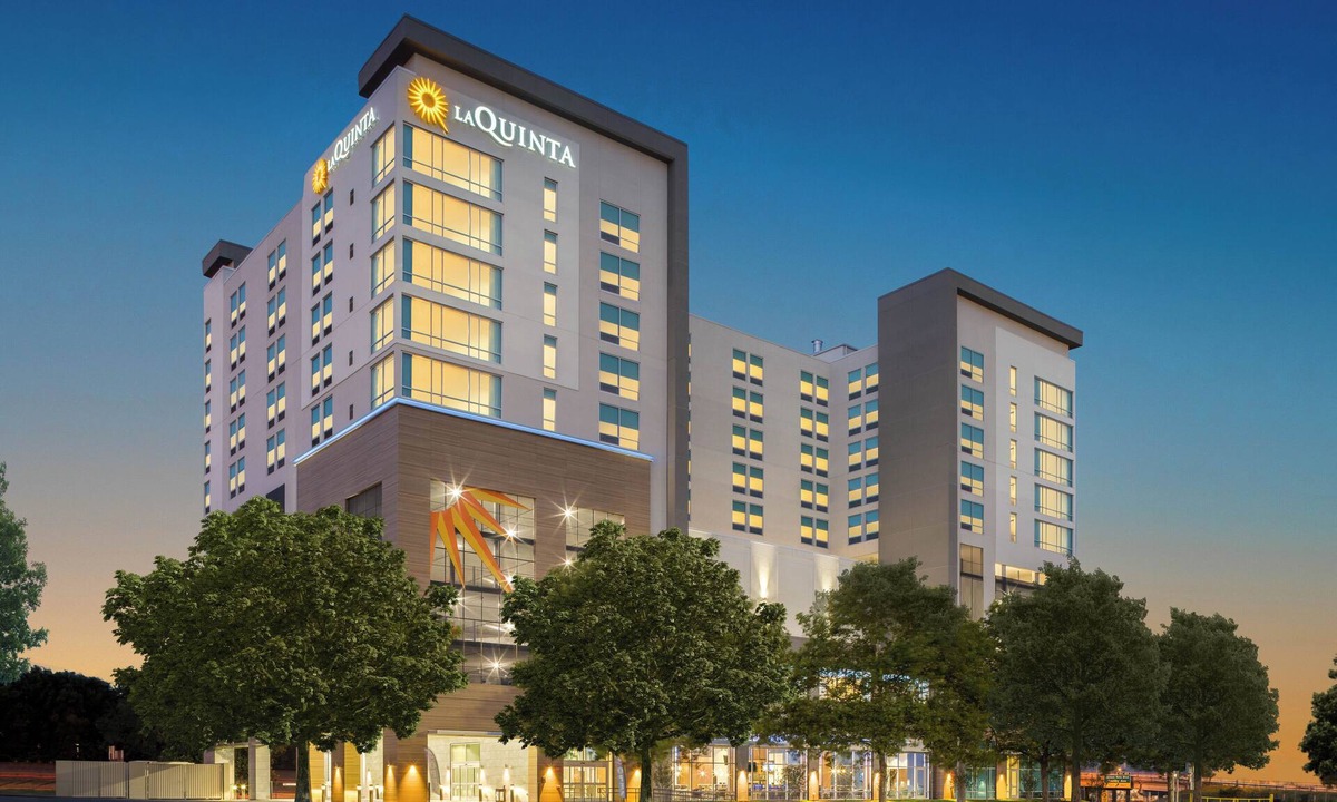 East Bank Hotel | La Quinta Inn & Suites by Wyndham Nashville Downtown/Stadium