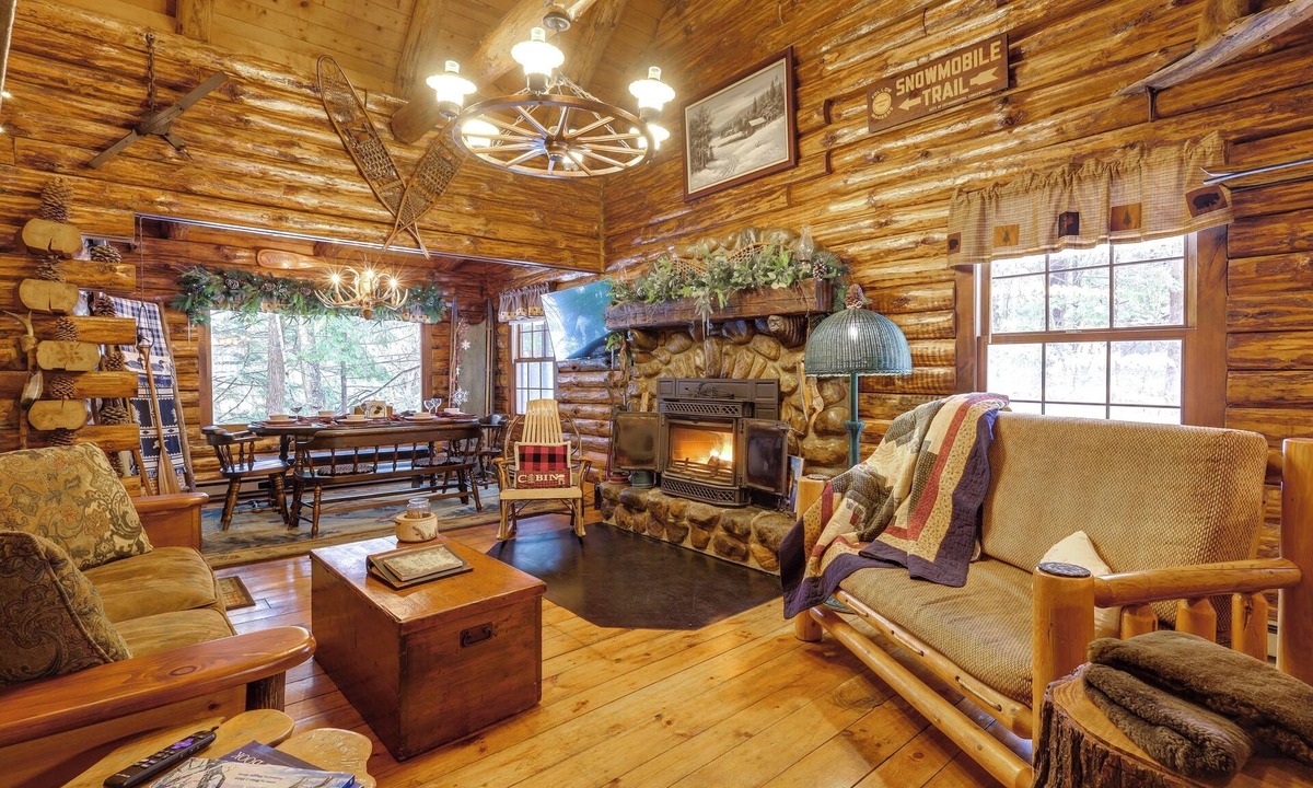 Lake Luzerne Cabin | Lake & Beach Access at Lake Luzerne Cabin!