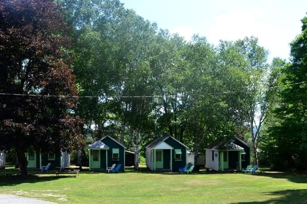 Schroon Lake Cabin | Lakeside Cabin Rental with an Outdoor Fire Pit in the Adirondacks of New York