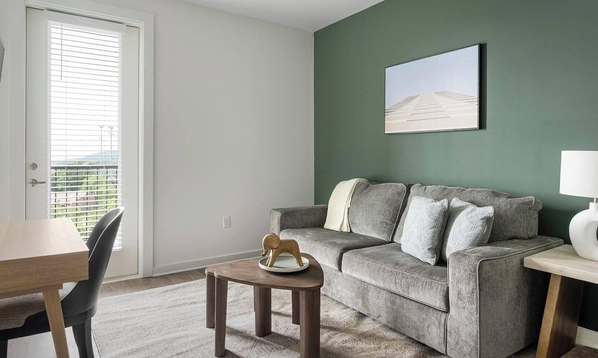 Brentwood Apartment | Landing | Incredible 1BD, Gym, Clubhouse