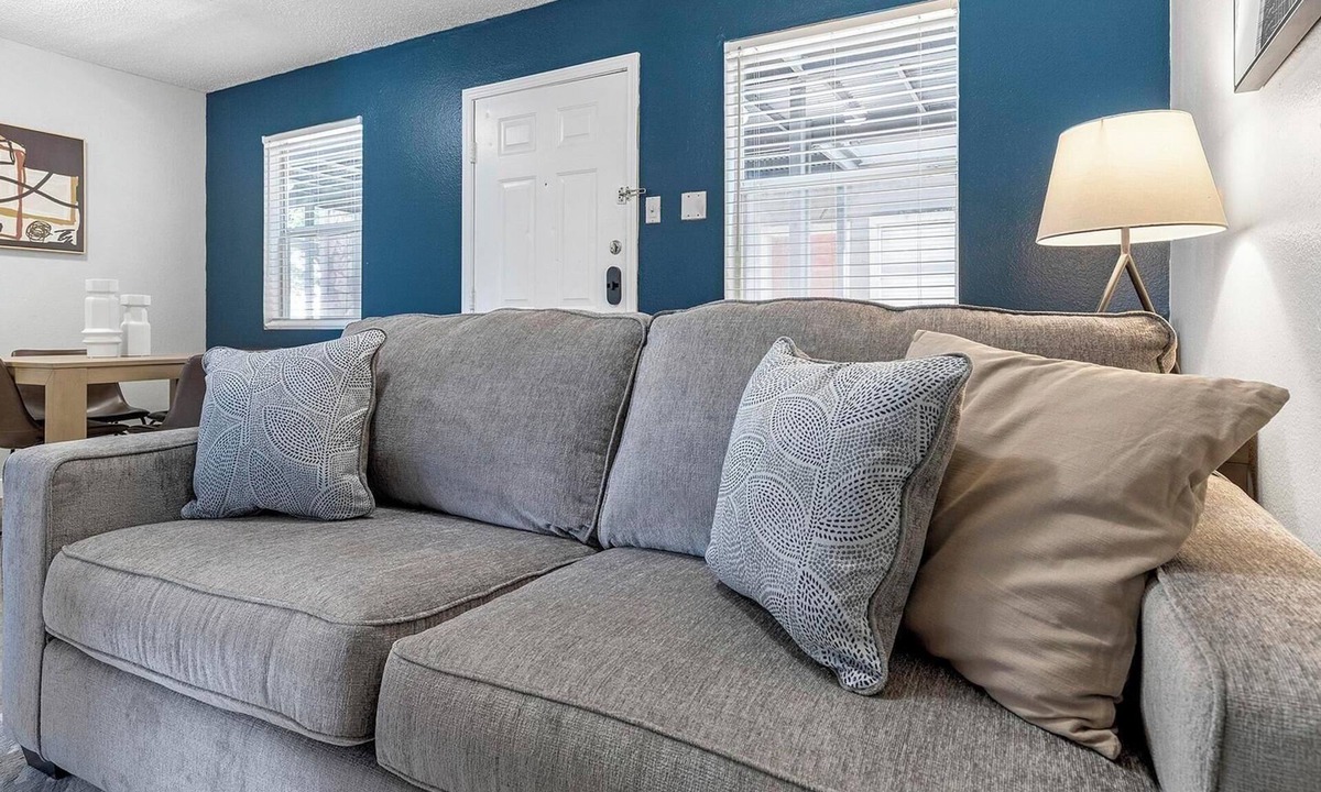 Southside Apartment | Landing | Modern Studio, Clubhouse, Pool