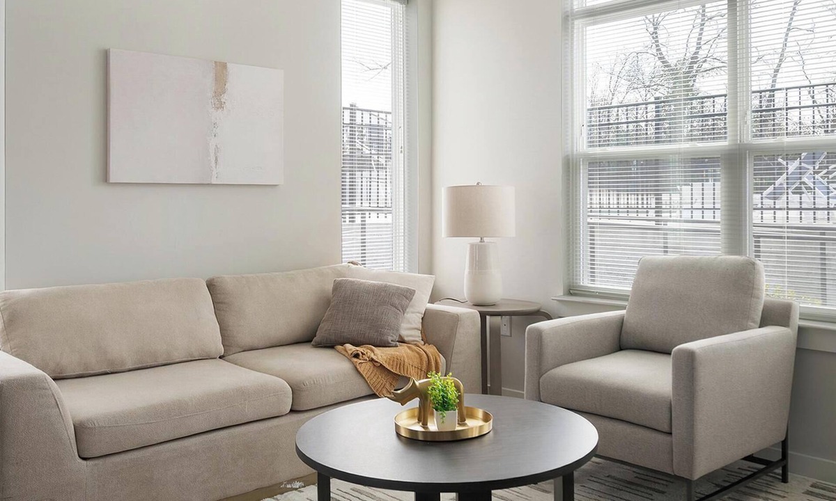 Talbot's Corner Apartment | Landing | Spectacular 1BD, Gym, Pool