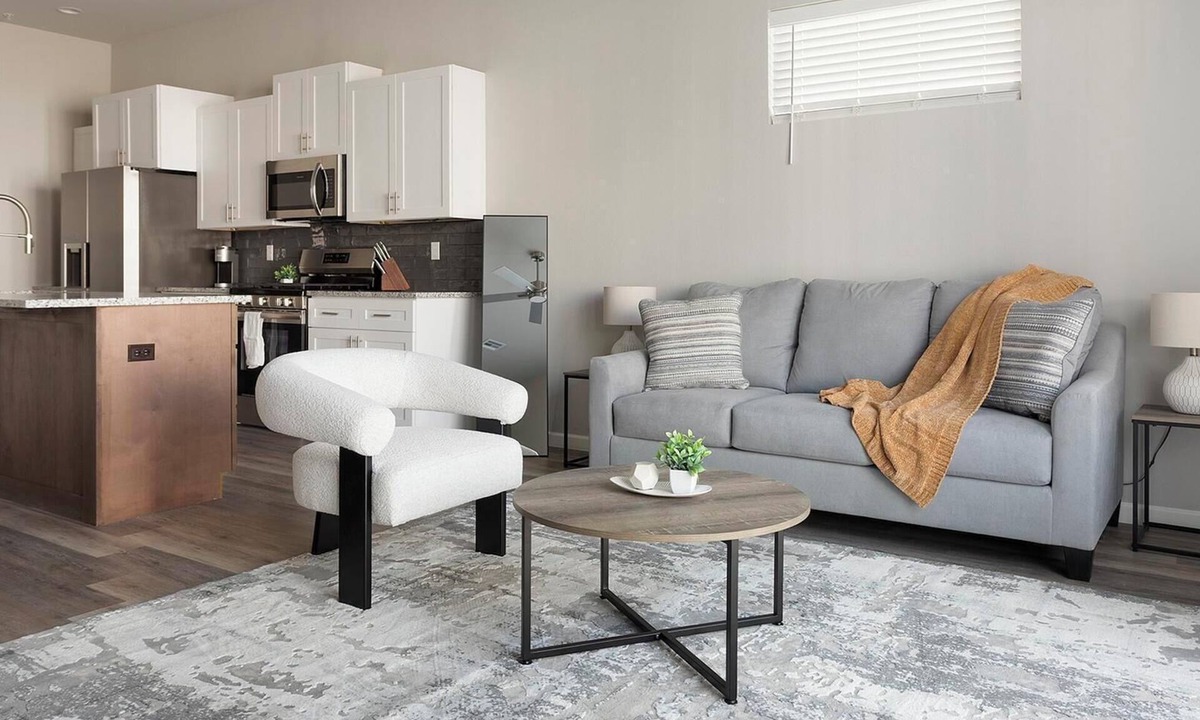 Tulsa Apartment | Landing | Spectacular 3BD, Pool, Gym