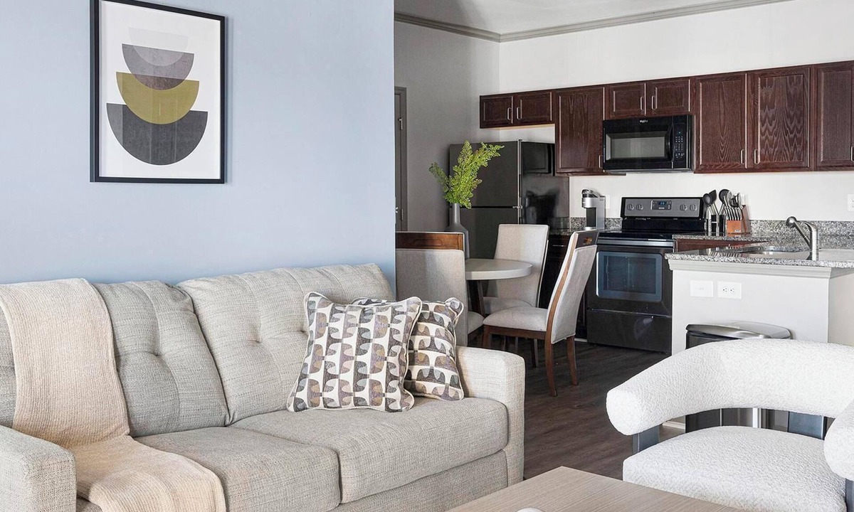 South Nashville Apartment | Landing | Stunning 2BD, Pool, Clubhouse