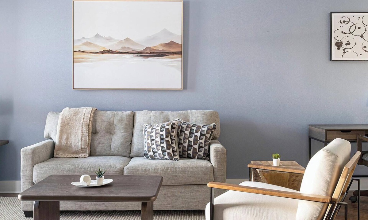 Ferndale Apartment | Landing | Stylish 1BD, Clubhouse, Pool