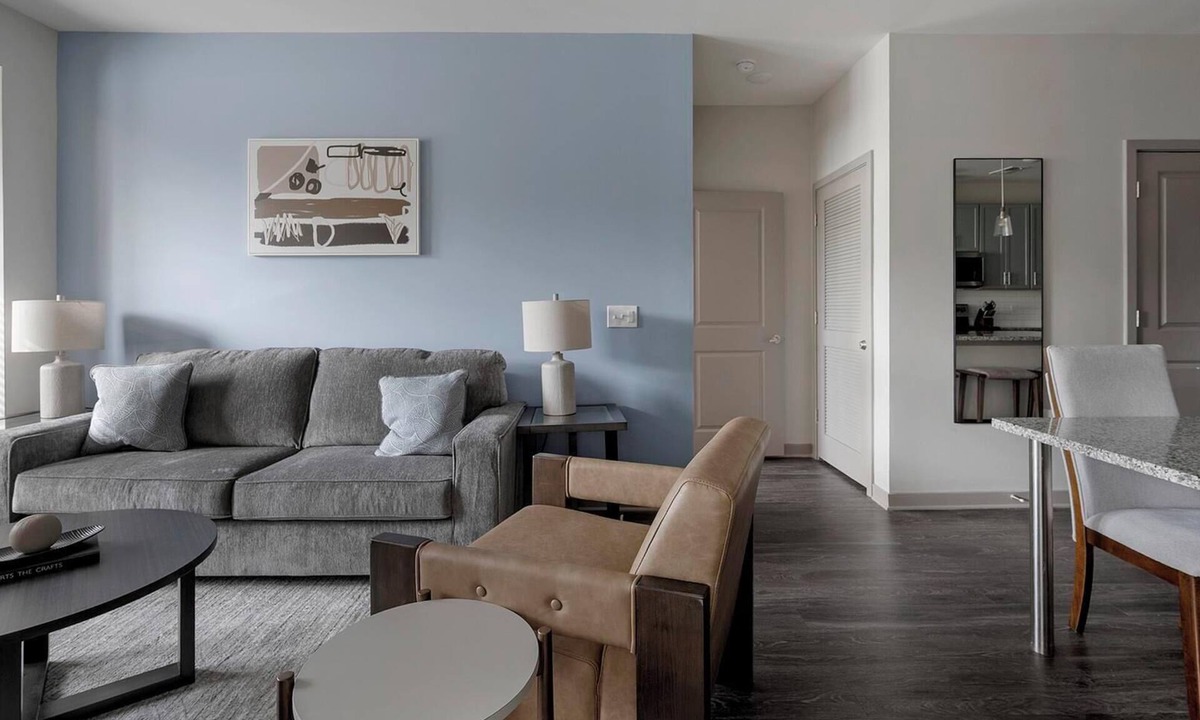 Murfreesboro Apartment | Landing | Stylish 2BD, Gym, Yoga Studio