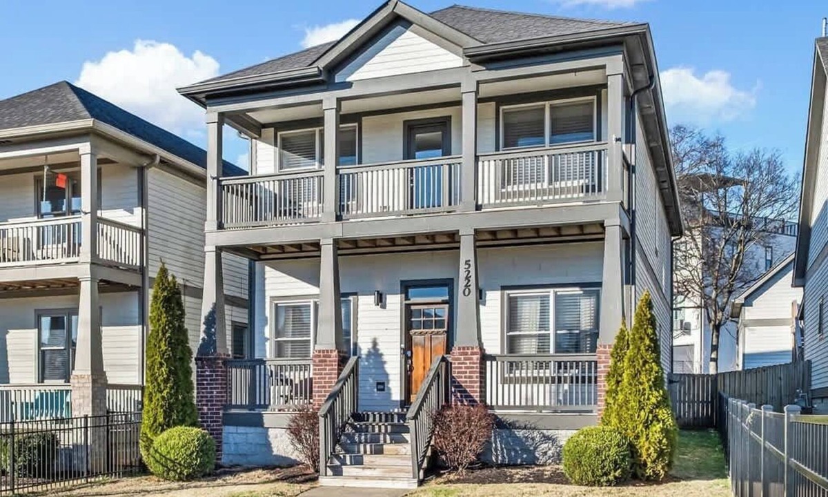 The Nations House | Large Yard | 10 min to Broadway | Pets Welcome