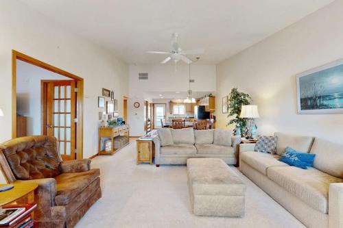 Lake Delton House | Lighthouse Cove Condo Resort: 418