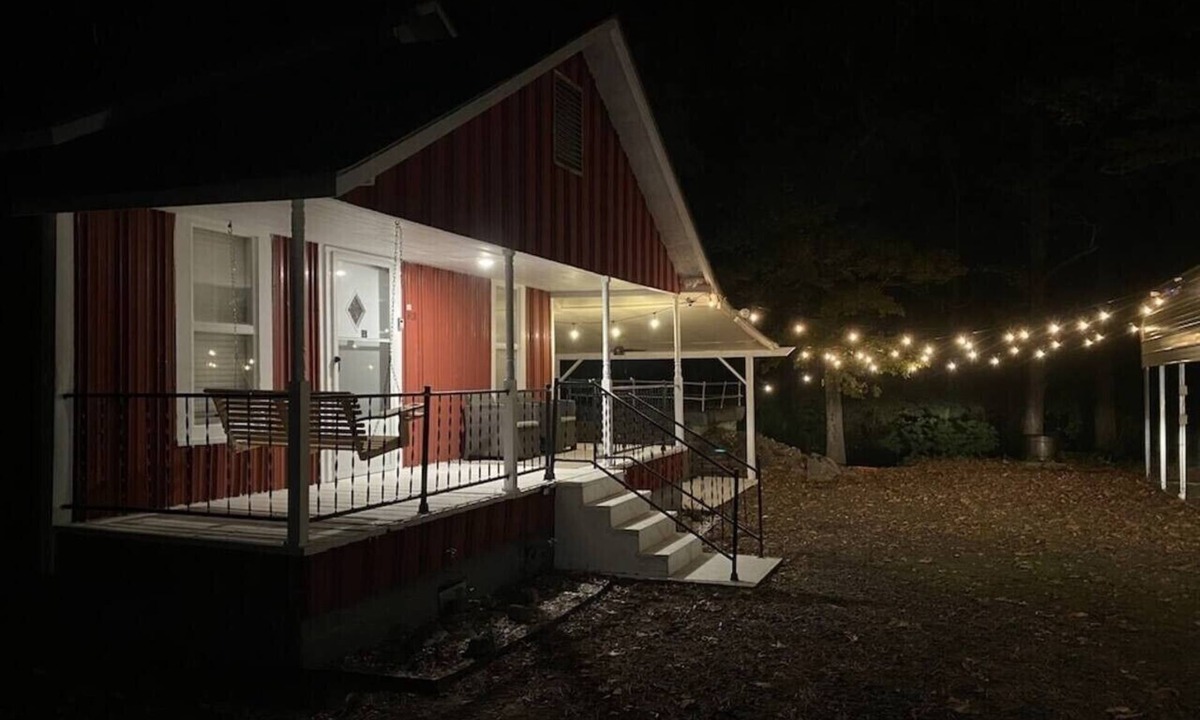 Greers Ferry Cabin | Little Red Lake House