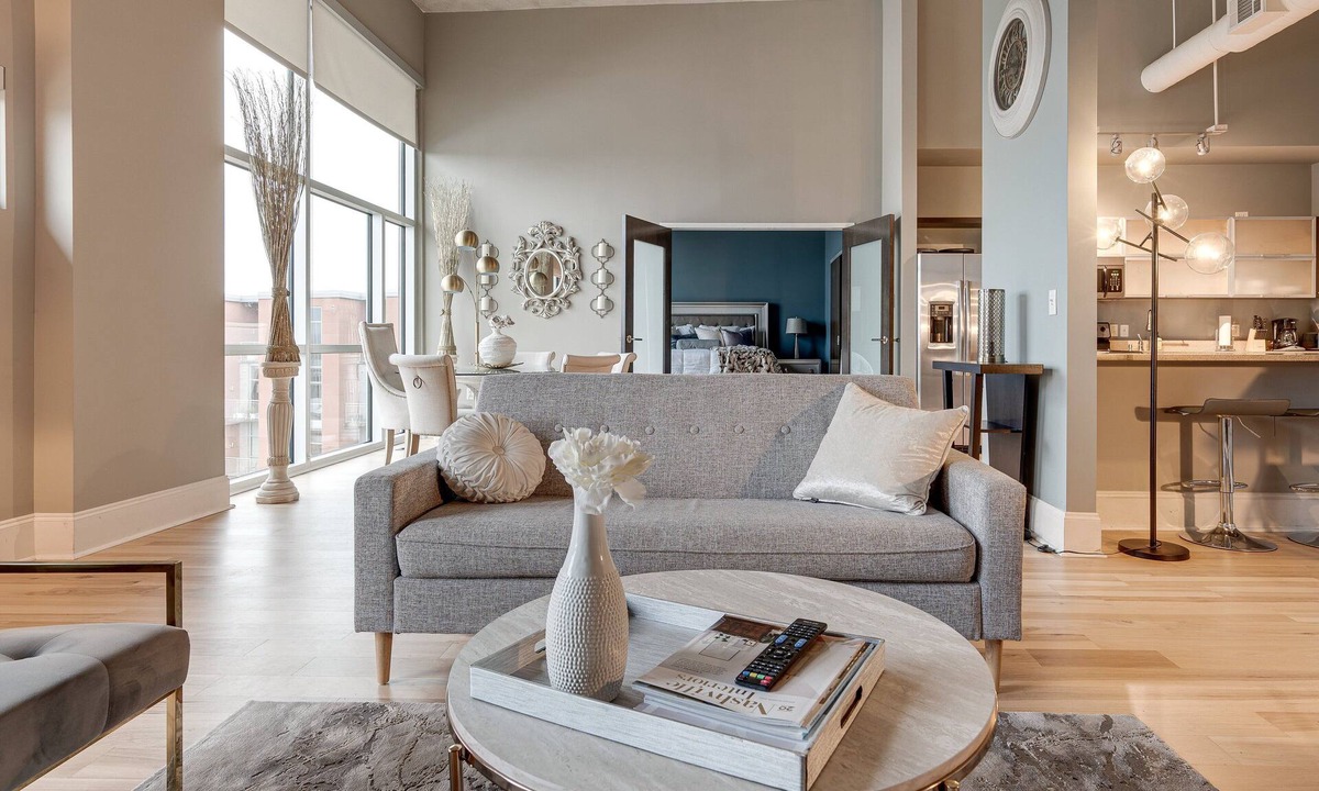 East Nashville Condo | Lux living in this 6th floor condo located in East Nashville minutes to downtown