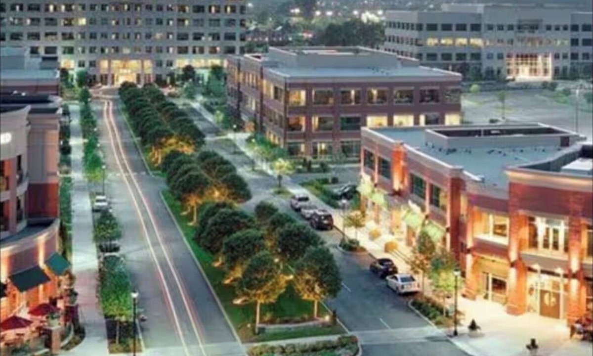 Franklin Condo | Luxurious Living- Prime Location