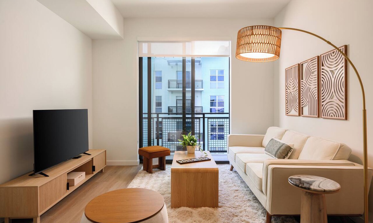 Midtown Apartment | Luxury Edgewater 2BR Hotel Suite w/Balcony | Pool | Sense28 by AvantStay