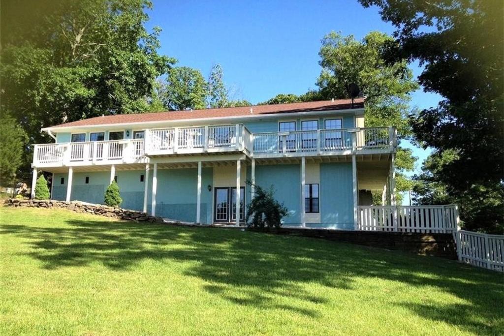 Sylvan Shores House | Majestic Mountain