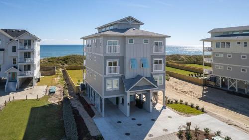 Hatteras House | MerSea Oceanfront 10 Bedroom Home