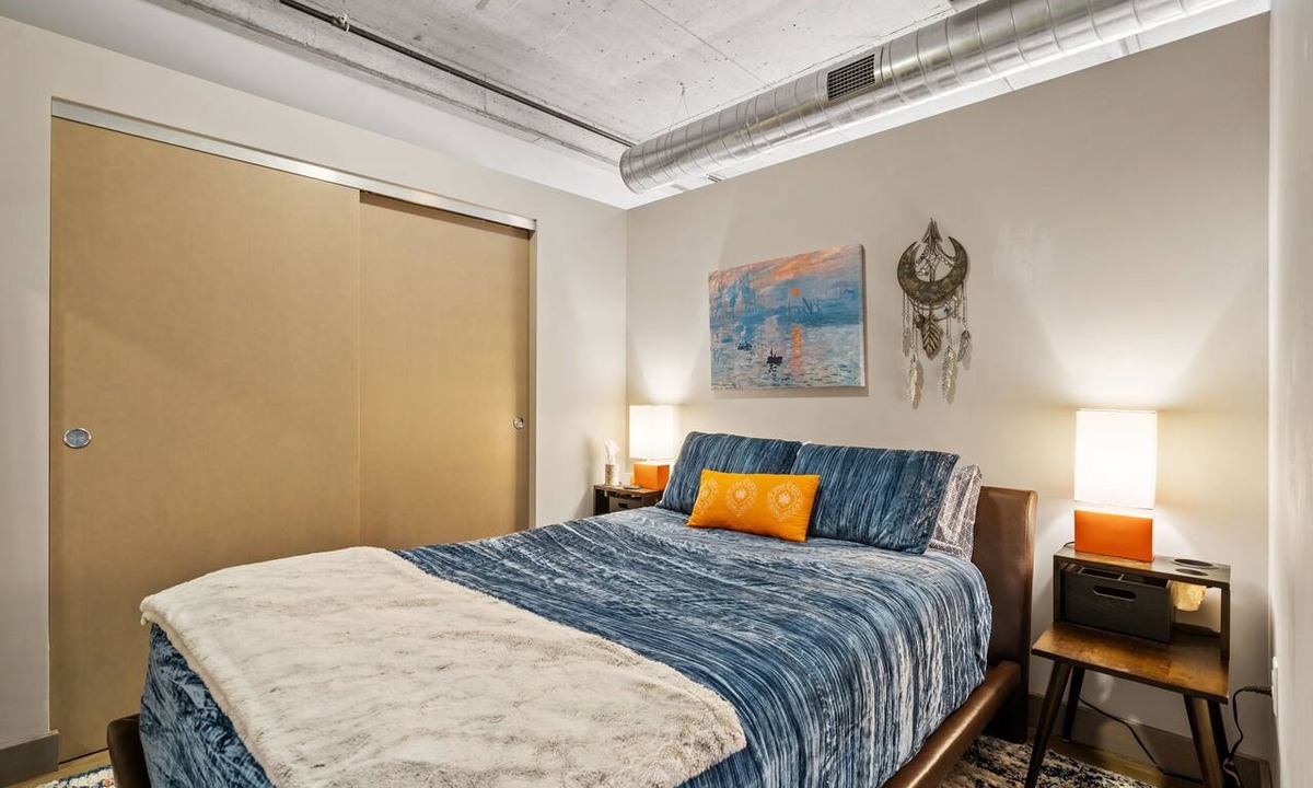 Warehouse District Apartment | MINNeSTAY* Sable 804 - One Bedroom | North Loop | Target Center