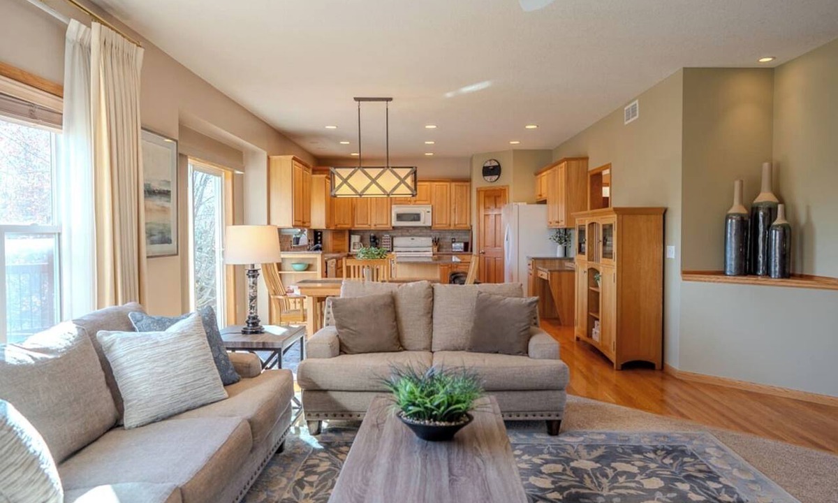 Rosemount House | Modern & Spacious 5‑Bedroom Family Home – Near Twin Cities