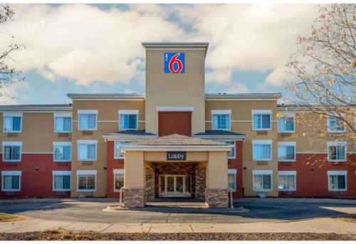 Eagan Hotel | Motel 6 Minneapolis Airport Eagan North MN