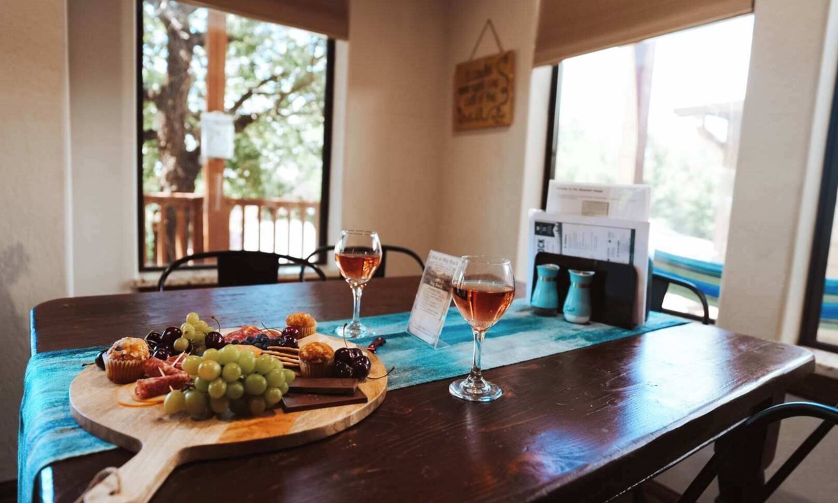 Medicine Park Cabin | Mountain View, Hot tub, 1 private & 1 loft bedroom