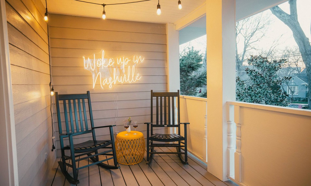 Hillsboro Village Apartment | Near Hospital | Vandy | Belmont | Broadway-3