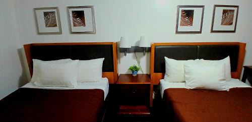 Marshfield Hotel | Neva Jean Motel