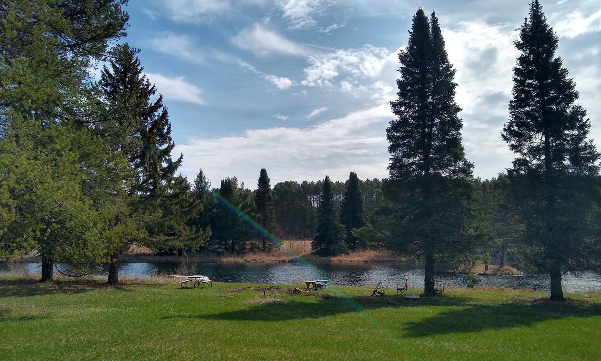 Lyndon Station House | Peaceful Vacation Home Near Wisconsin Delles with the pond on 80 Wooded Acres.