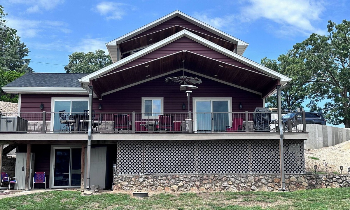Gravois Mills House | Peggy's Paradise- Like NEW- 3 Bdrm Lakefront Home on Gravois Arm, Lake of Ozarks