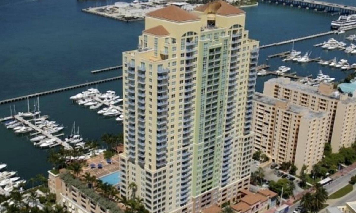 South of Fifth Condo | Penthouse: Miami Beach Luxury Ocean View Penthouse Condo