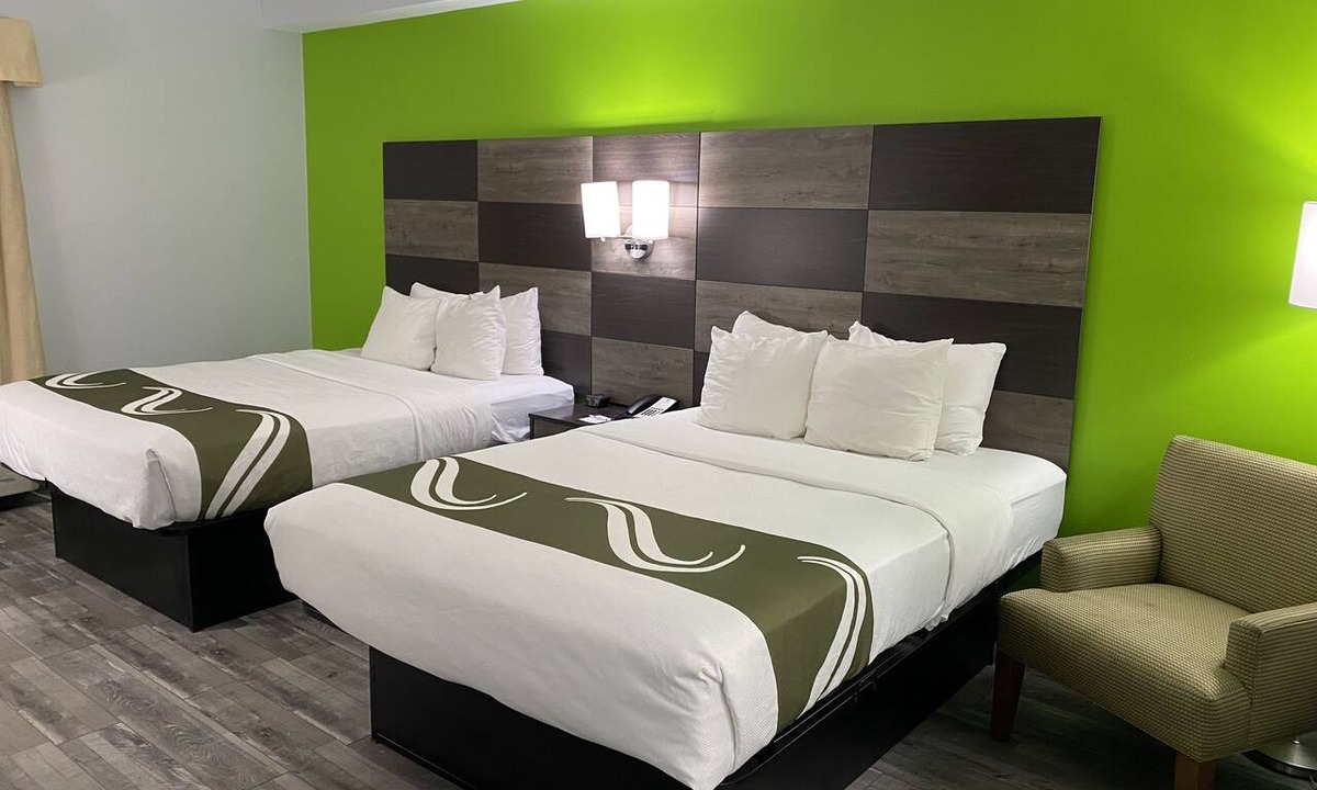 Greeneville Hotel | Quality Inn Greeneville - Tusculum