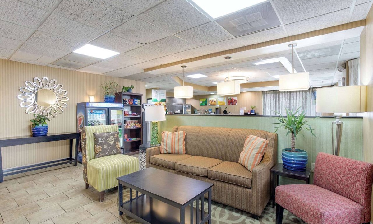 Lebanon Hotel | Quality Inn Lebanon