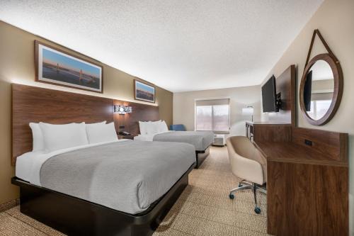Richland Hotel | Quality Inn & Suites near Owensboro & Holiday World GOLD AWARD WINNER