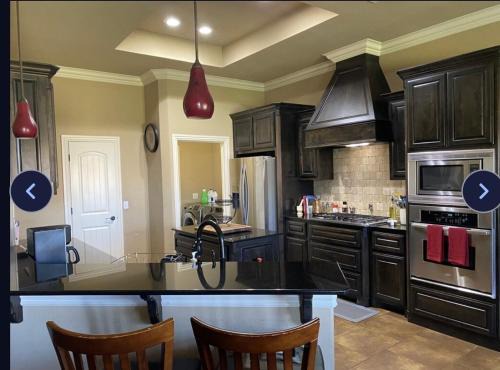 Wheatland House | Quiet Homestay Close to Airport