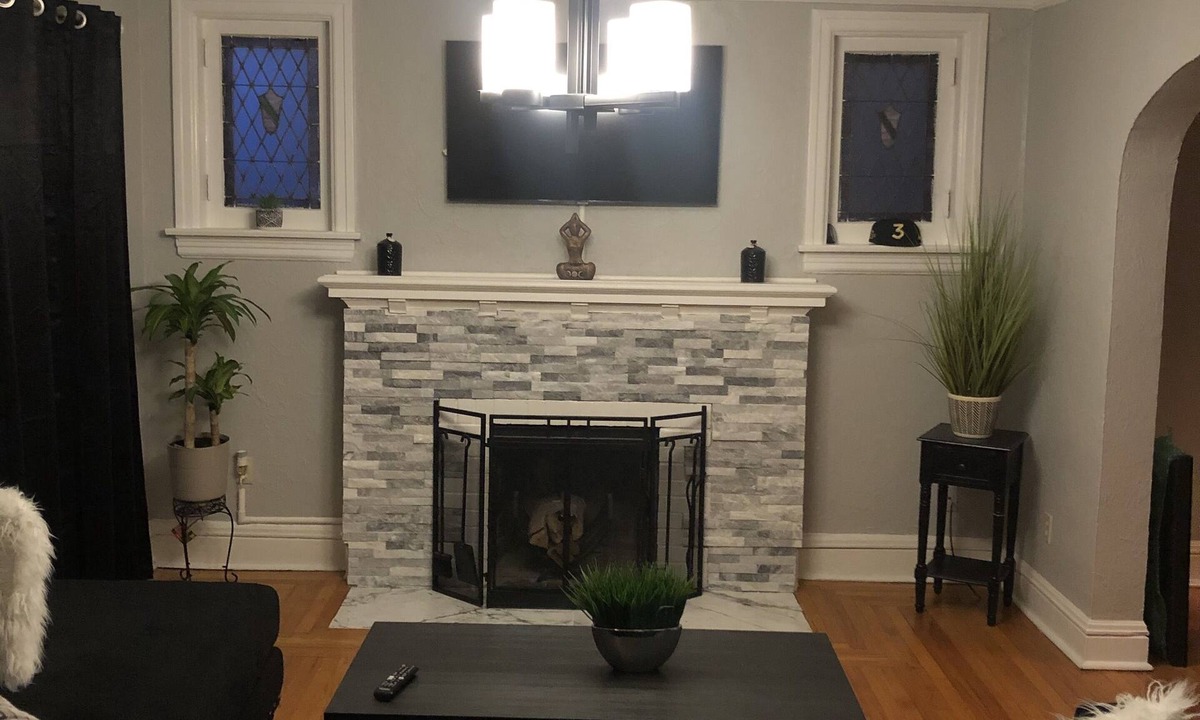 University City House | Sapphire in the Loop