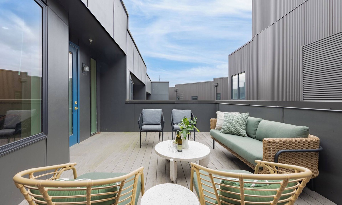Five Points House | Sleeps 28 | 2 Units Near DT Nashville | Outrider by AvantStay