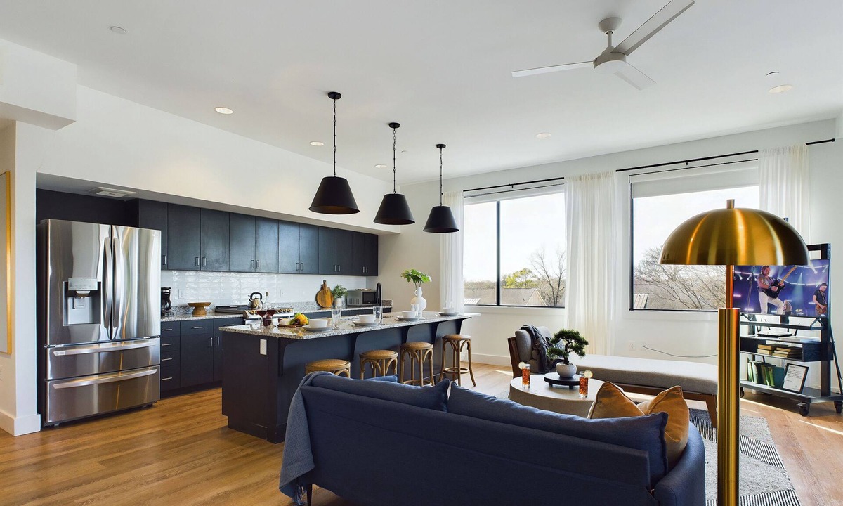 Historic Waverly House | Sly Fox-Private Balcony-12 South
