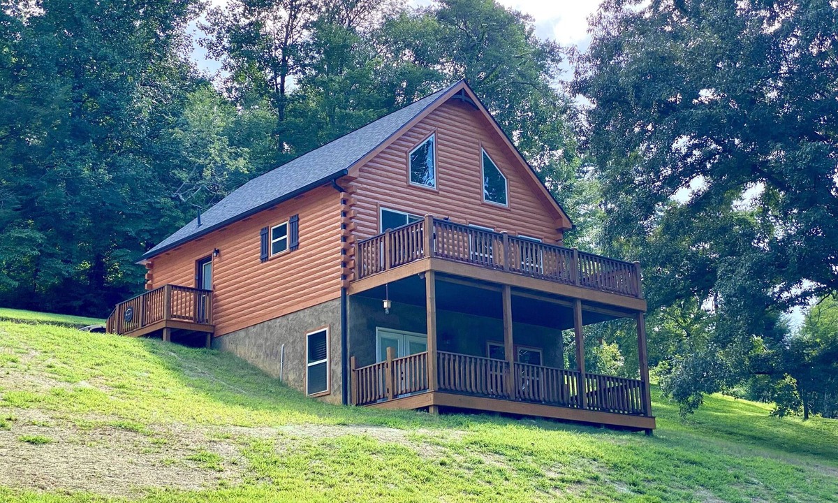 Townsend Cabin | Smoky Hideaway 2Bed 2Bath Cabin Peaceful Retreat