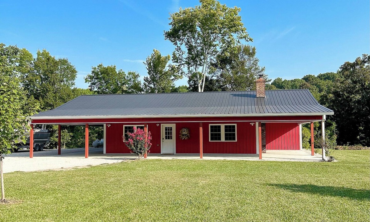 Reynolds Station House | Spacious Home with Waterfront Views on Peaceful Countryside!