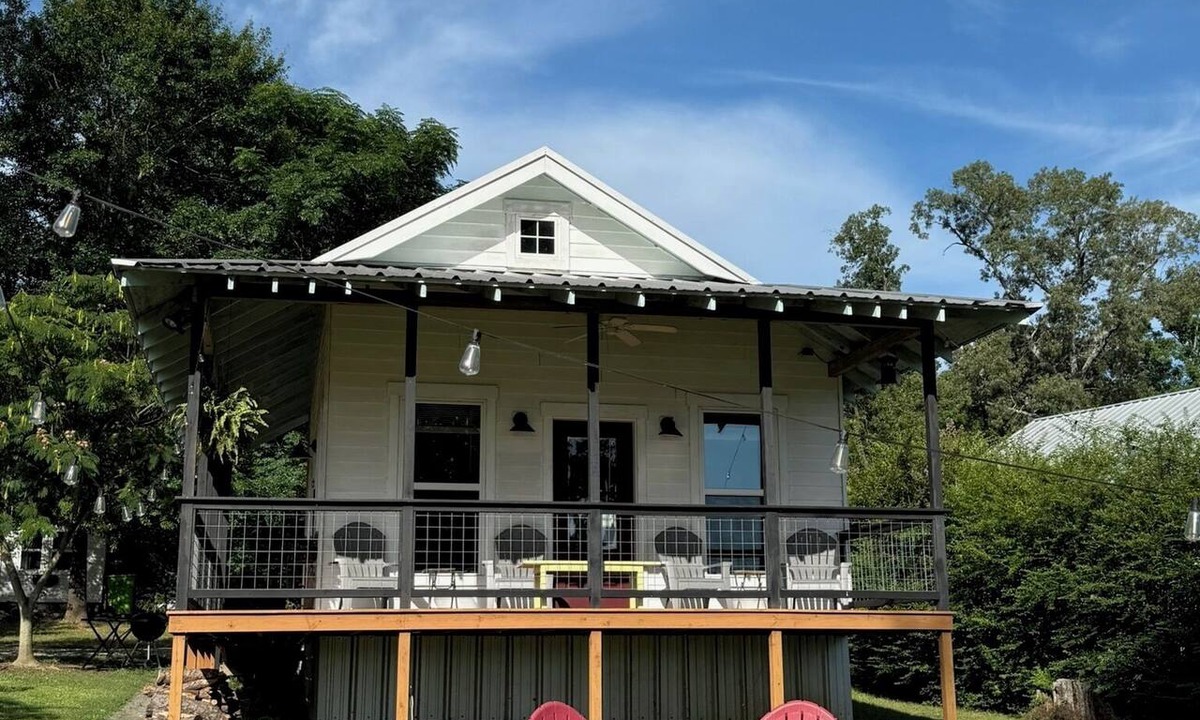 Ore City Cottage | Sproul Cottage- On Lake O' the Pines- ADA