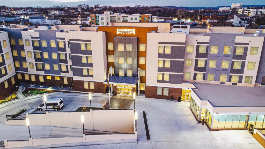 West End Hotel | Staybridge Suites Nashville - Vanderbilt Area by IHG