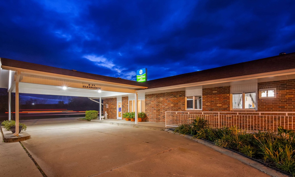 Cameron Hotel | SureStay Hotel by Best Western Cameron