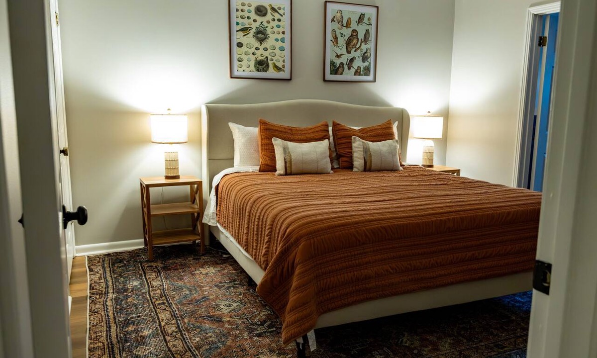 Belden Hotel | The Garden Suite at Moon Lake Farm - come fish and relax at the farm