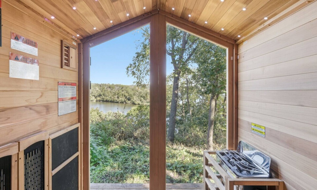 Hudson House | The Lake House | Faith-Focused Retreat + Sauna